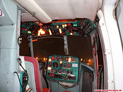 Kokpit vrtuľníka Mil Mi-2